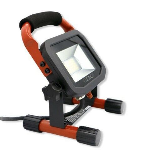 Picture of Luceco 8W Slim LED Work Light With 2m Cable & UK Plug 240V